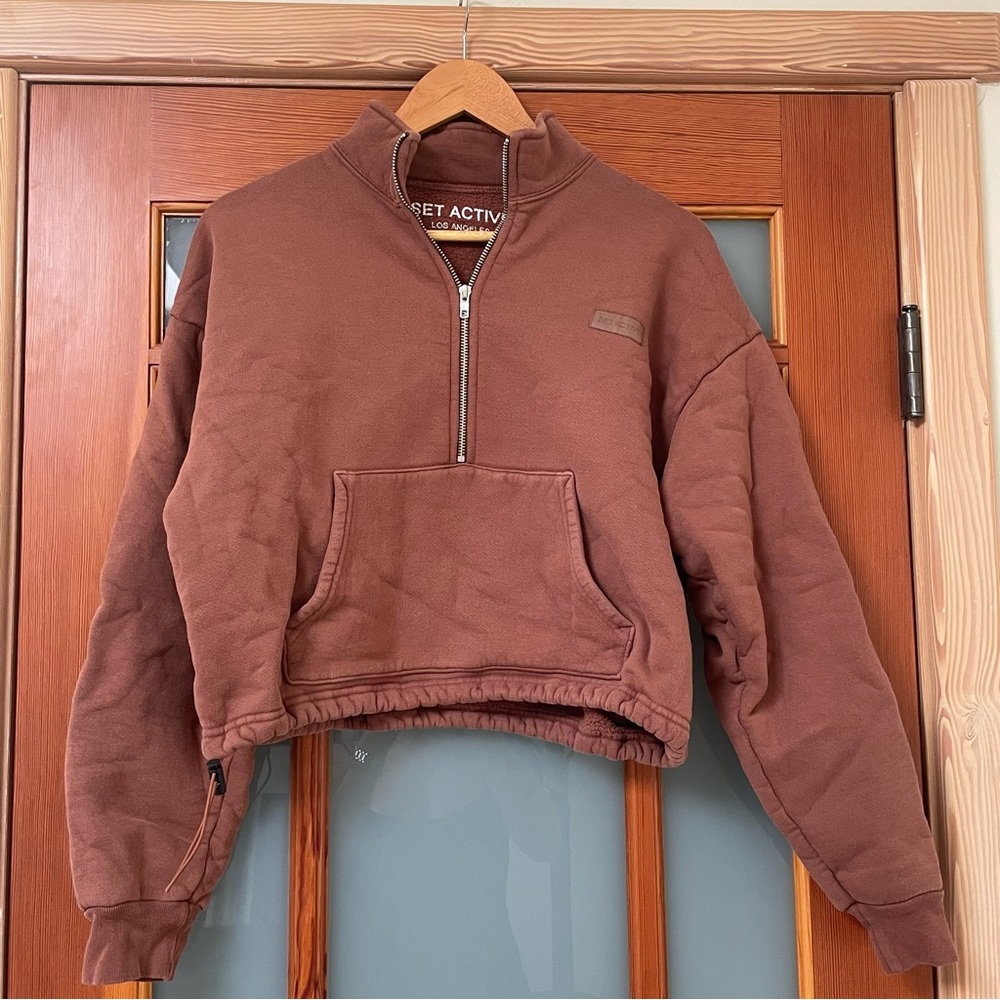 Set Active half zip sweatshirt, size small